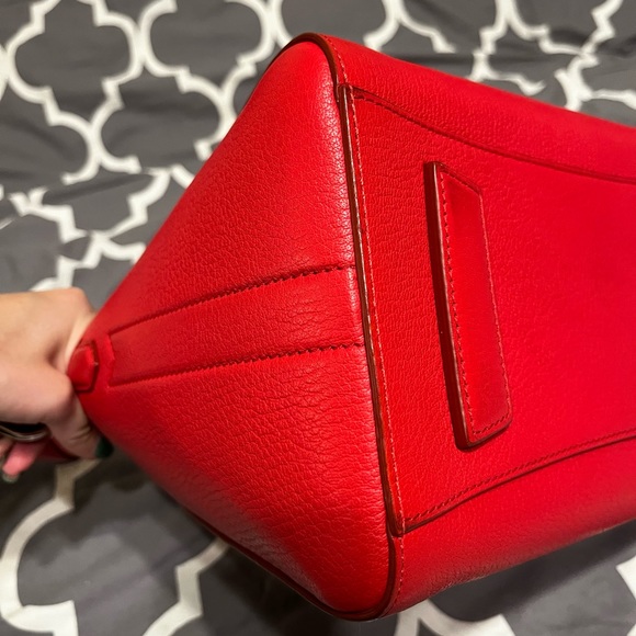 Givenchy small antigona in red - Picture 6 of 11